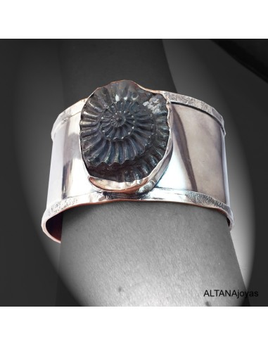 VENDIDO -Brazalete Fósil